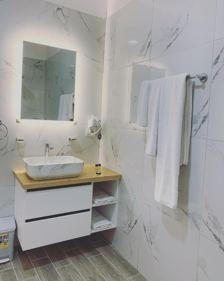 Belux Hotel Tirana