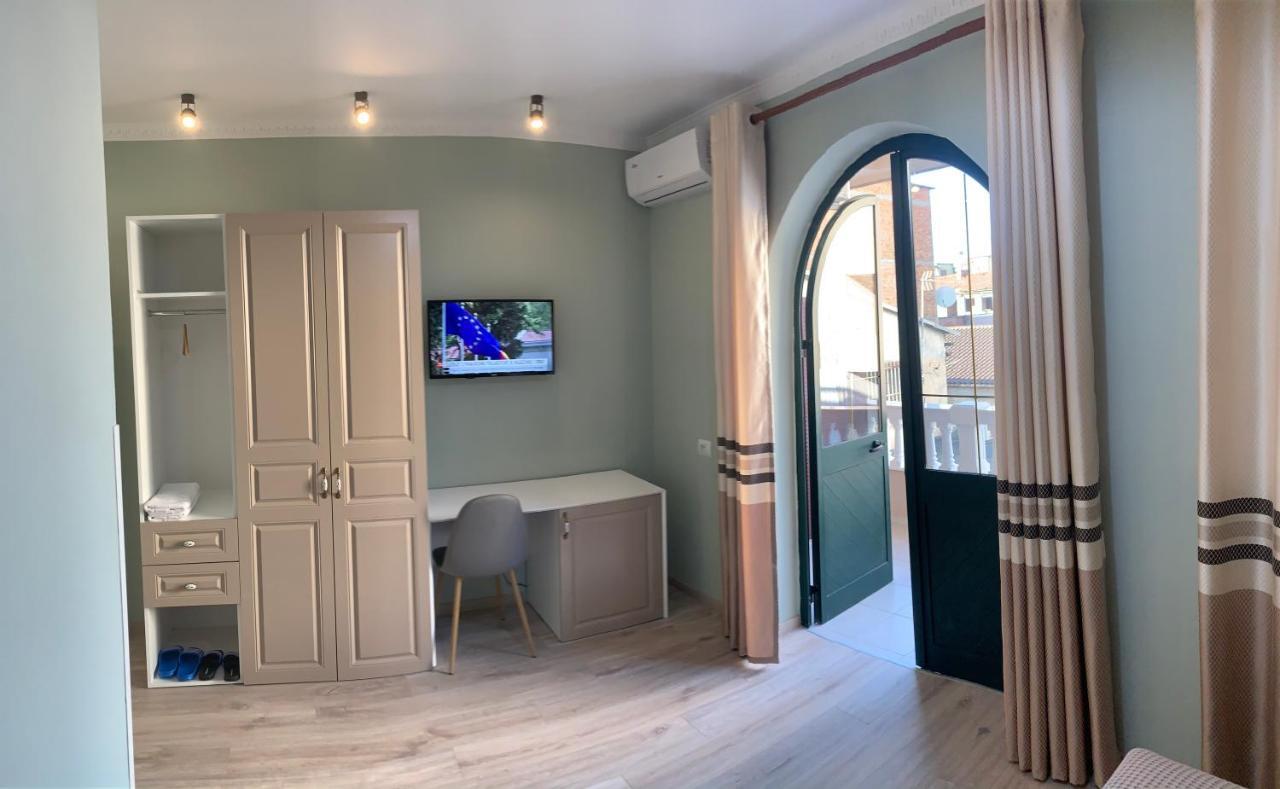 Belux Hotel Tirana